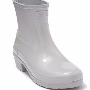 NIB $145 Hunter Refined Low Heel Biker Rain Boot in Gray!
